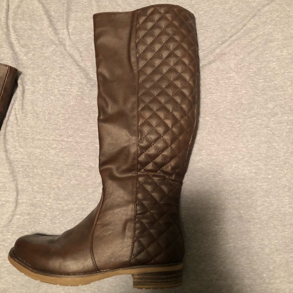 Brown Riding Boots - Picture 3 of 4